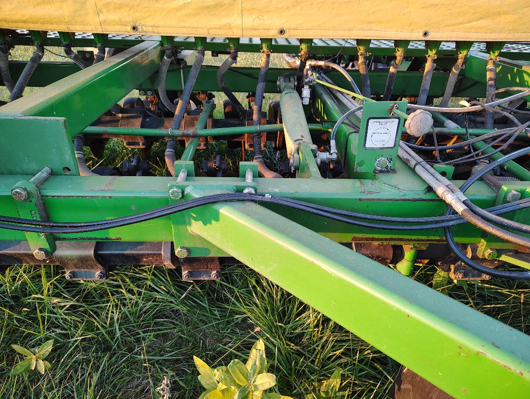 1992 JOHN DEERE 750 Grain Drills - Image 47